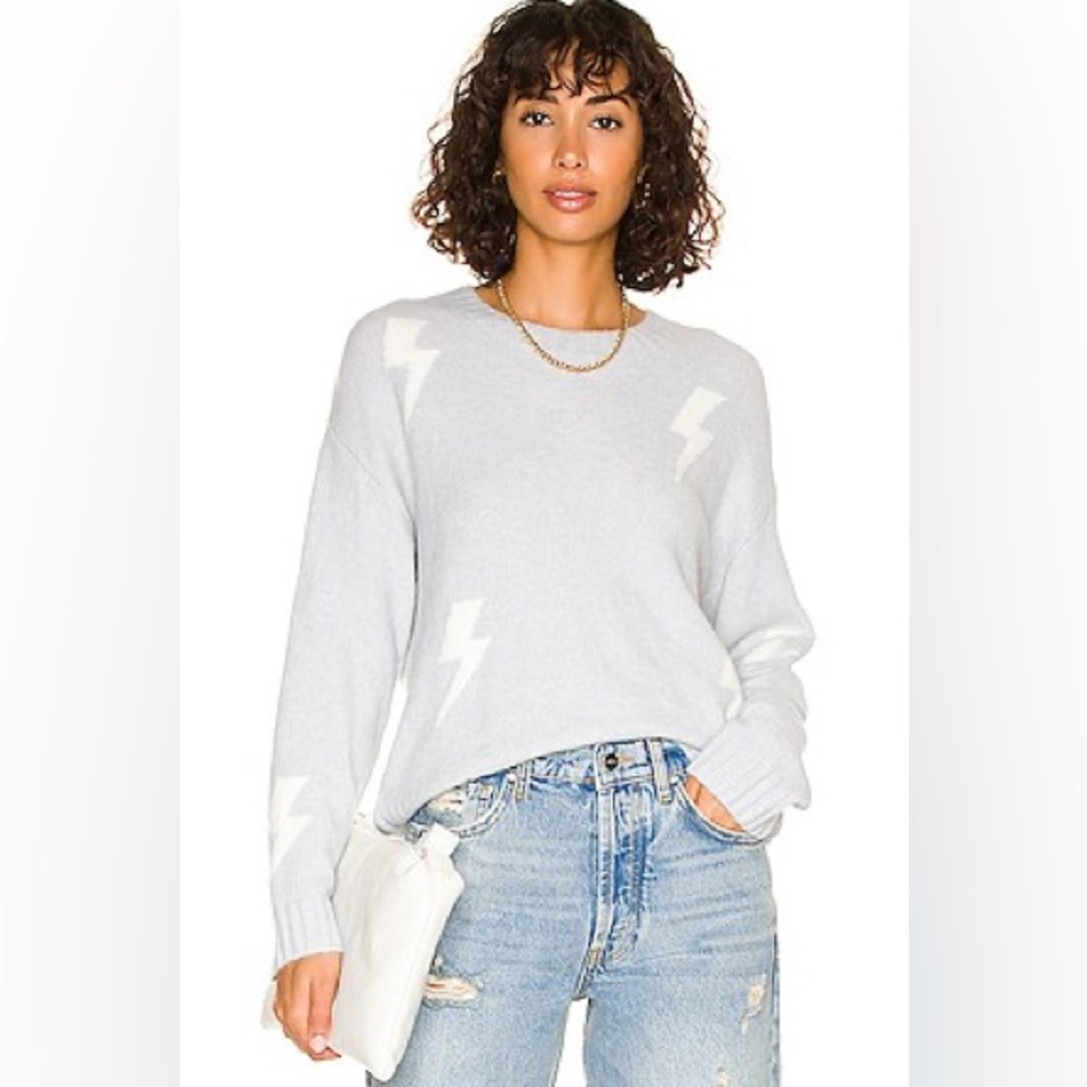 NWT: RAILS Perci Sweater in Grey White Lightning
XL
